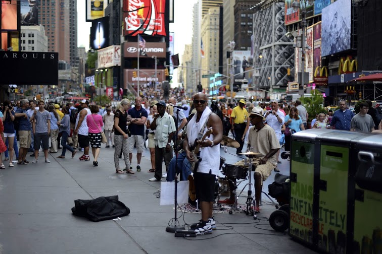 Artistas no verão da Times Square