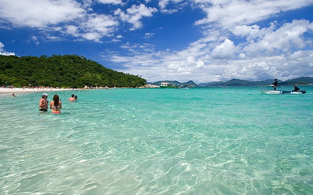 Praia do Campeche é uma das melhores praias de Florianópolis