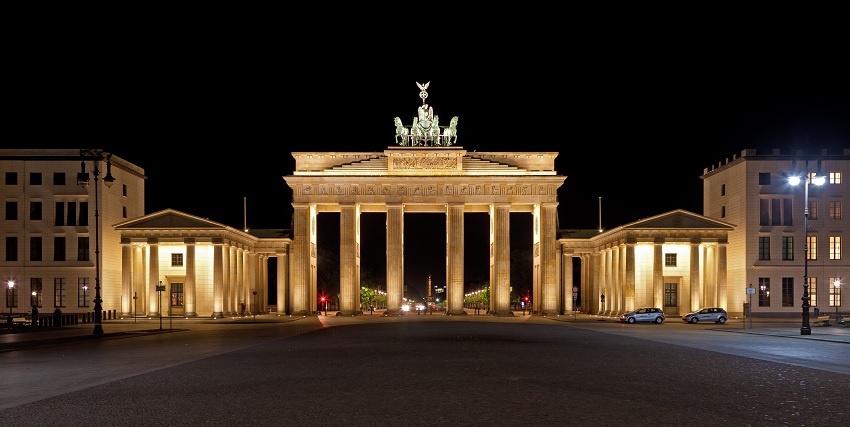 Portão de Brandemburgo é o cartão postal de Berlim