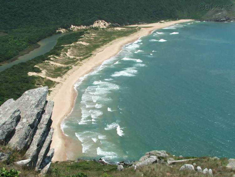 Lagoinha do Leste, Florianópolis é uma das praias mais lindas do Sul Brasileiro