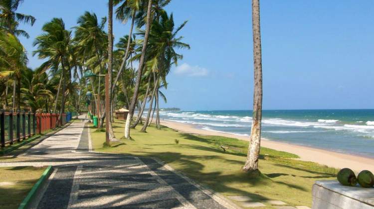 Lauro de Freitas, Bahia possui praia com as hospedagens mais baratas 