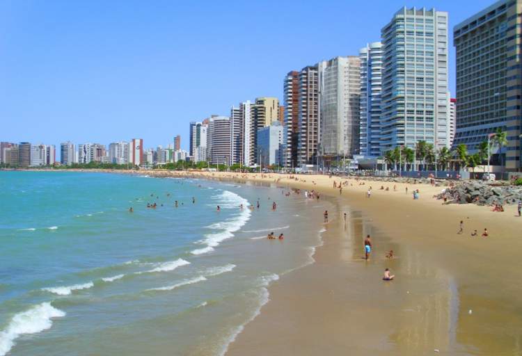 Praia de Meireles é uma das praias mais bonitas de Fortaleza