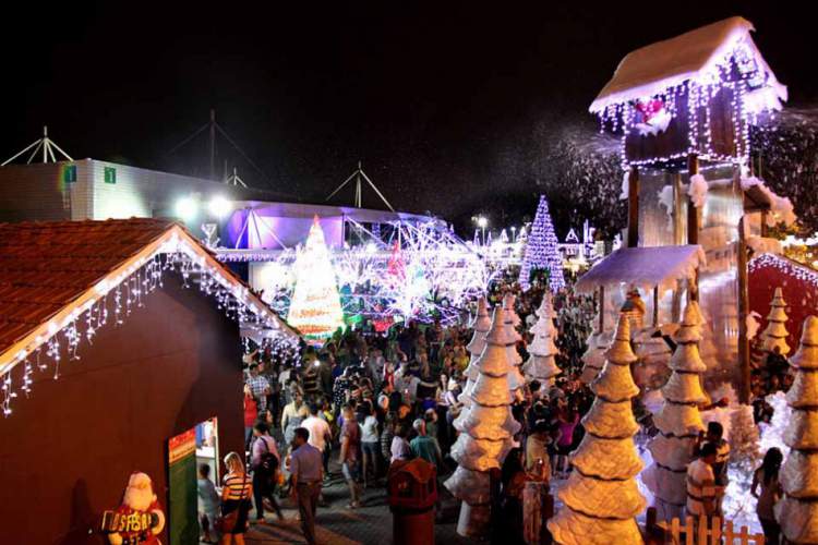 Blumenau é um dos melhores destinos para passar o Natal no Brasil