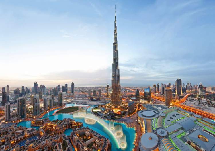 Burj Khalifa é uma das principais atrações turísticas em Dubai