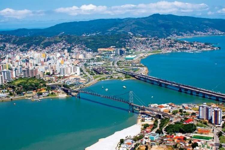 Florianópolis é um dos melhores destinos do Brasil segundo viajantes