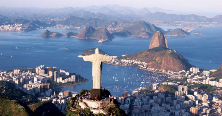 Rio de Janeiro é um dos melhores destinos para casais em lua de mel