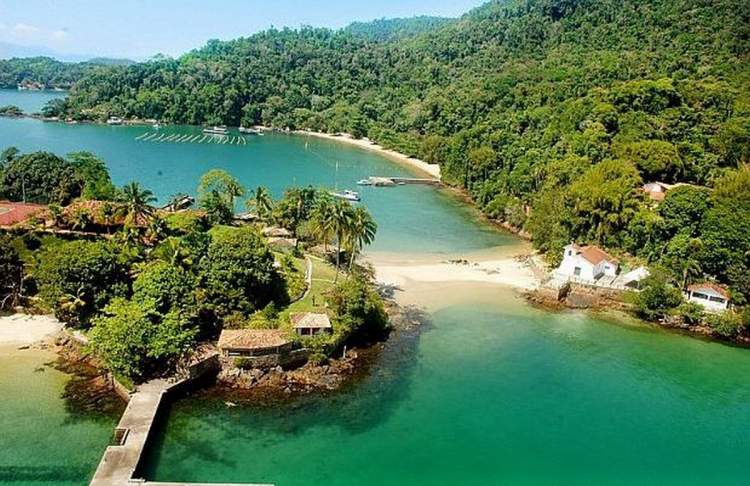Angra dos Reis é uma das incríveis ilhas brasileiras
