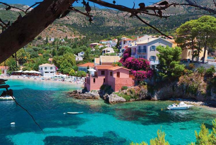 Cefalônia é uma das melhores ilhas gregas