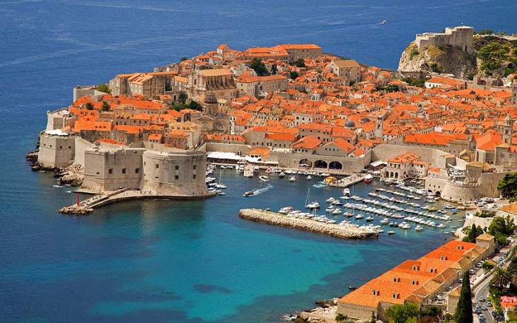 Dubrovnik na Croácia é uma das cidades medievais que farão você viajar de volta no tempo