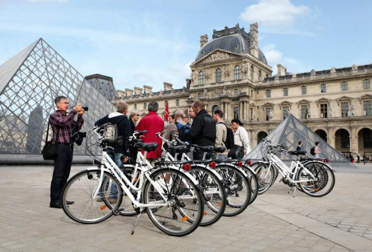 Fazer Tour de Bicicleta quando Viajar à Paris