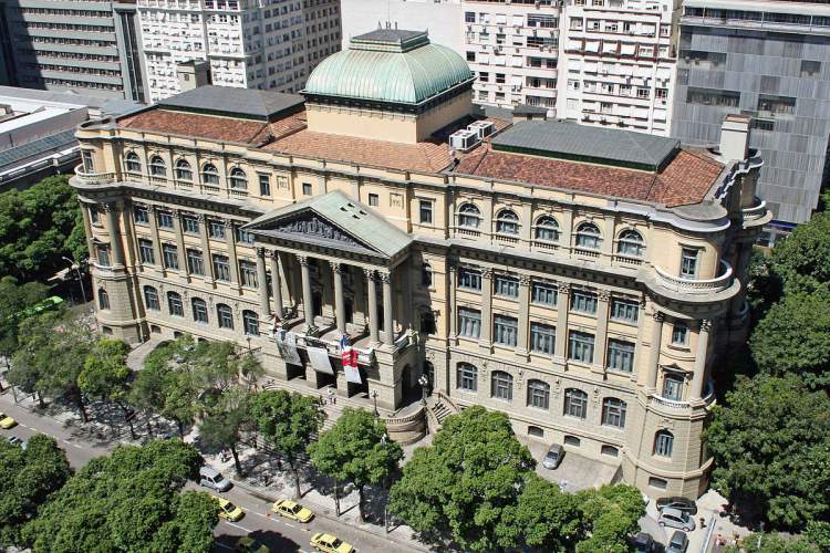 O que fazer no Rio de Janeiro: Visitar a Biblioteca Nacional