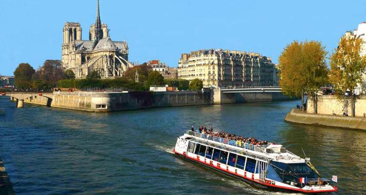 Passear de Barco no Rio Sena quando Viajar à Paris