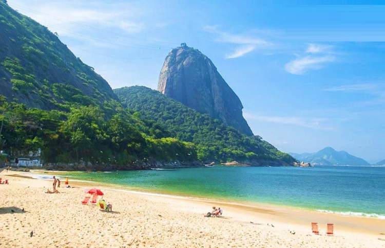 Praia Vermelha é um dos Lugares Românticos no Rio de Janeiro