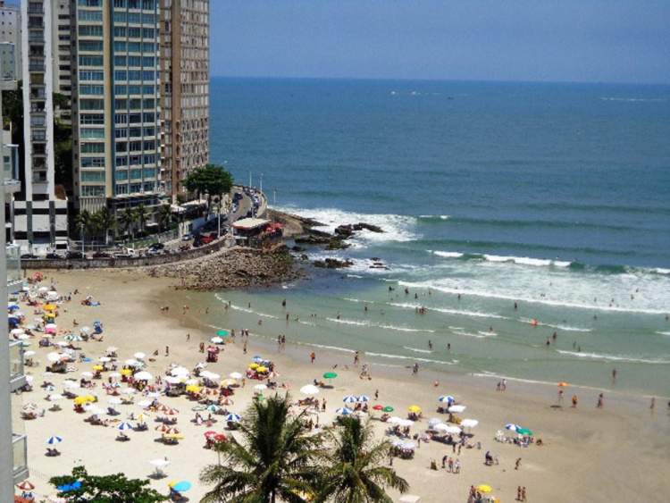 Praia de Pitangueiras é uma das melhores praias do Guarujá