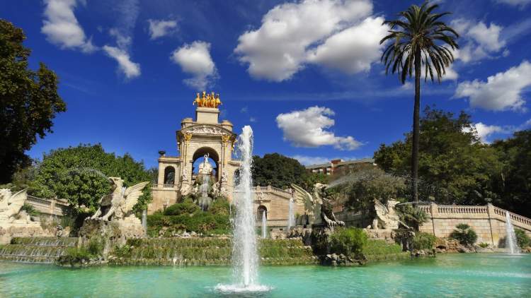 Conhecer o Parc de la Ciutadella é uma das dicas para quem vai viajar a Barcelona