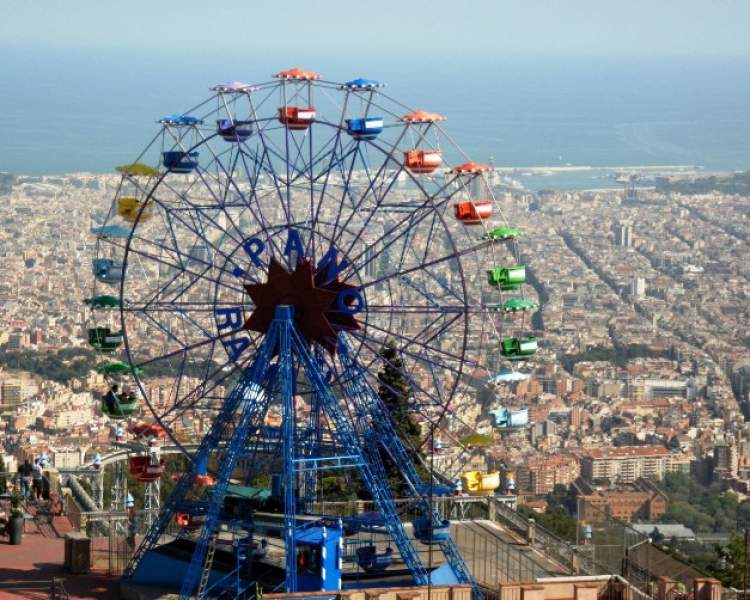 Parque do Tibidabo é uma das atrações gratuitas em Barcelona