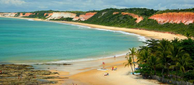 Praia de Taípe é uma das praias mais lindonas da Bahia