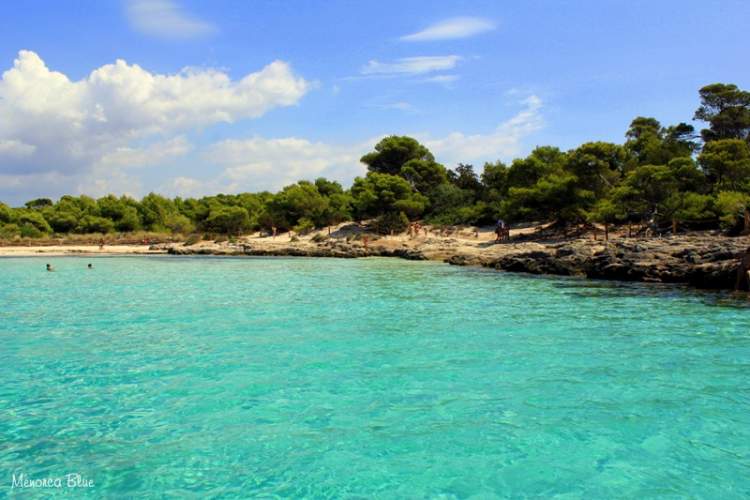 Son Saura é uma das praias de Menorca na Espanha