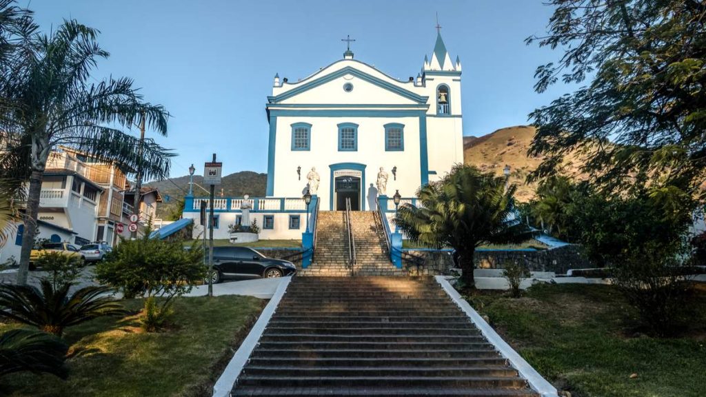 Visitar a Igreja Nossa Senhora d'Ajuda em Ilhabela - São Paulo
