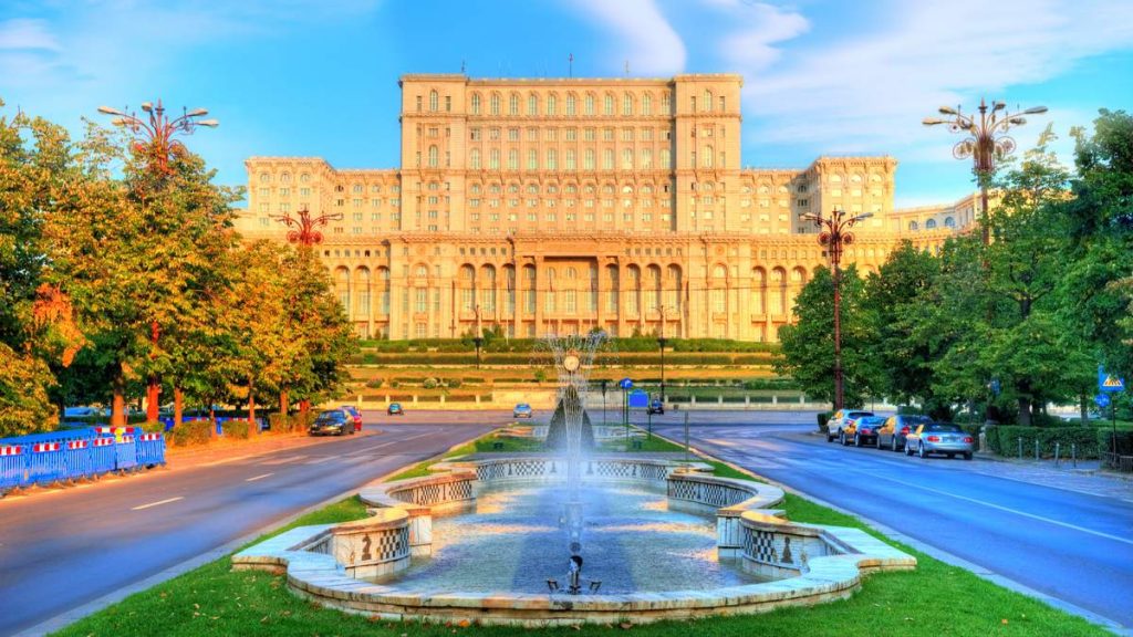 Palácio do Parlamento em Bucareste, Romênia.